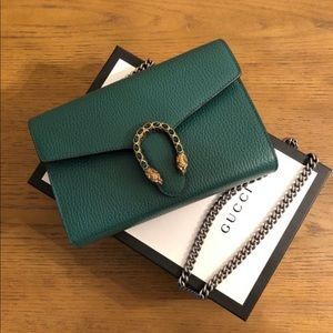Gucci Wallet W/ Chain Crossbody Bag